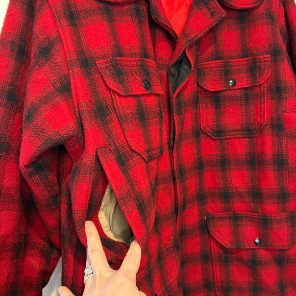 Vintage Woolrich Red & Black Buffalo Plaid Hunting Winter Wool Jacket Size 42 - Picture 7 of 8